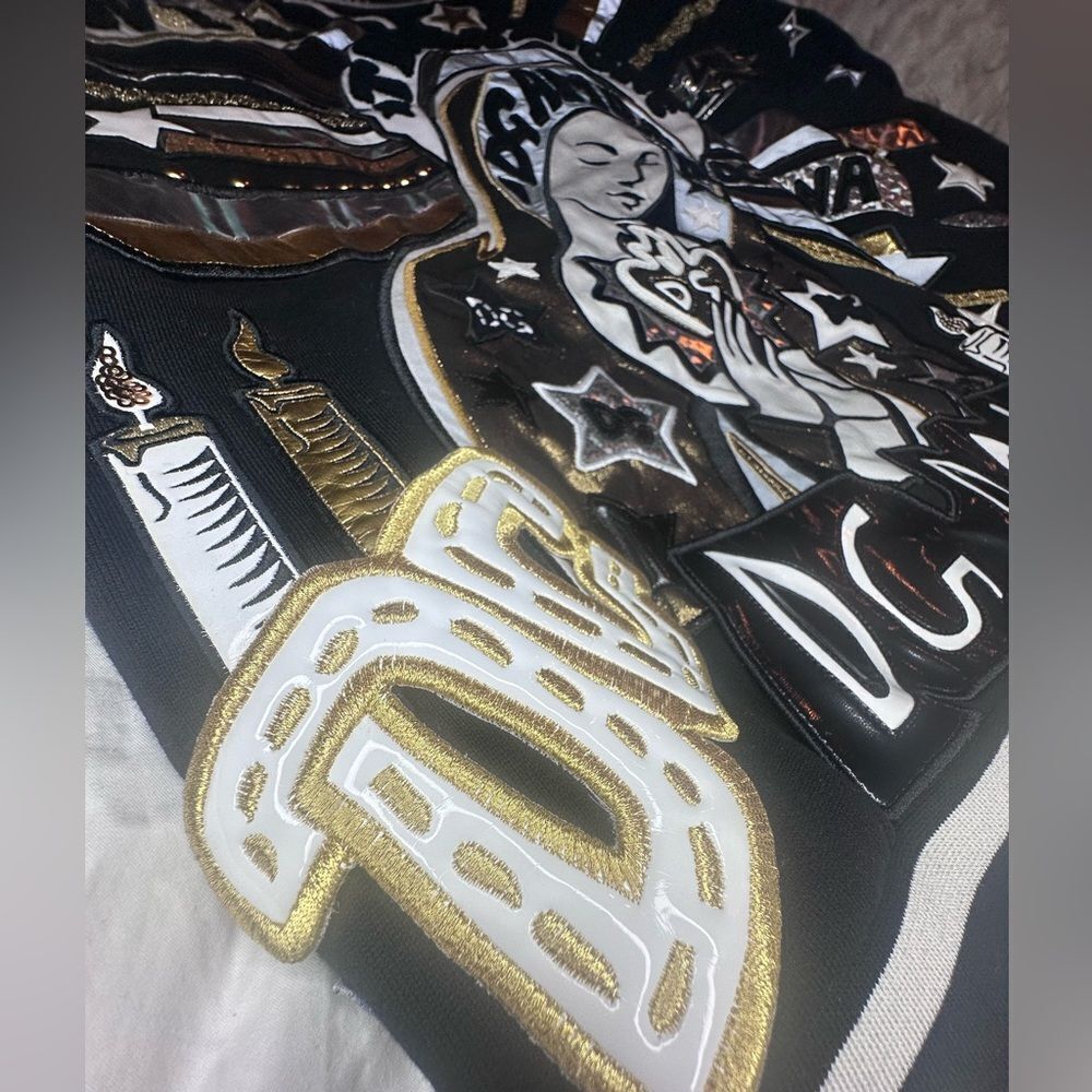 NWTs Dolce & Gabbana Baroque Maria Amore DG DNA Sweater Sweatshirt Black Gold - Picture 9 of 16
